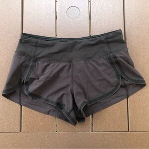 Lululemon Women's Black Athletic Shorts Size 4